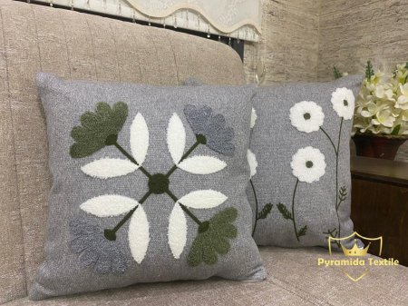 وردة رمادي واخضر