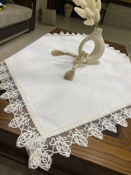 طقم مربعة و 4 سكملات