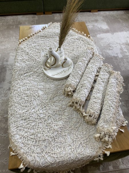 طقم طاولة وسط مع 4 سكملات