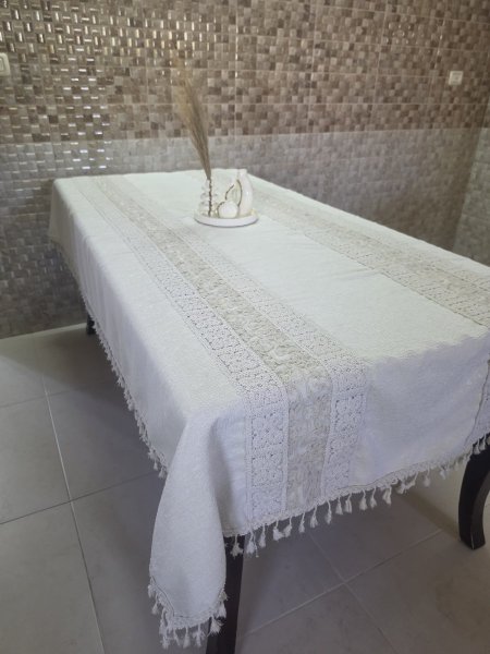شرشف طاولة سفرة موديل فراشة