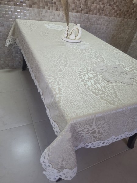 شرشف طاولة سفرة موديل لانا
